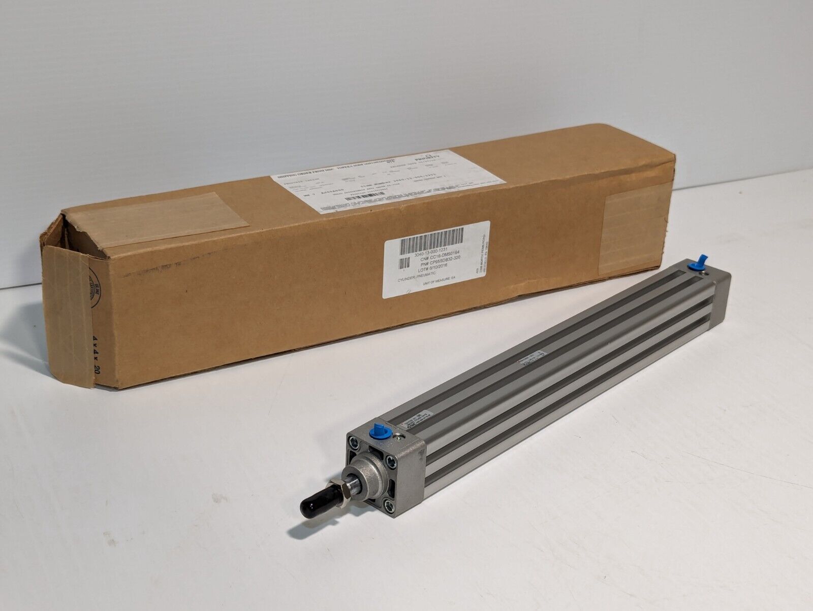 3915-12-000-3832 167K427H01 Shelf End Stop - Free Shipping
