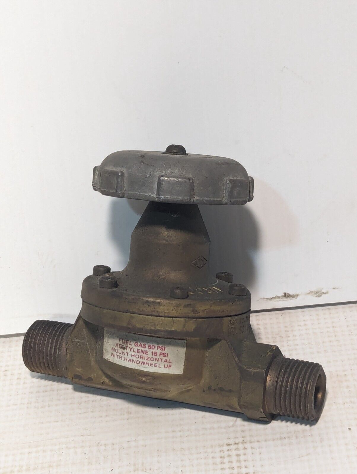 Airco Regulator for Fuel Gas (50 PSI) and Acetylene (15 PSI) - Free Shipping