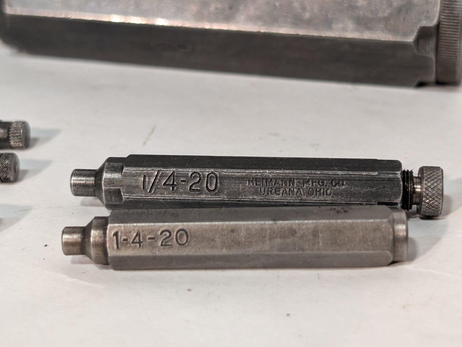 (25) Heimann Transfer Screw Incl. 3/8-16, 1-2-13, 5-8-11, etc. See photos+desc.
