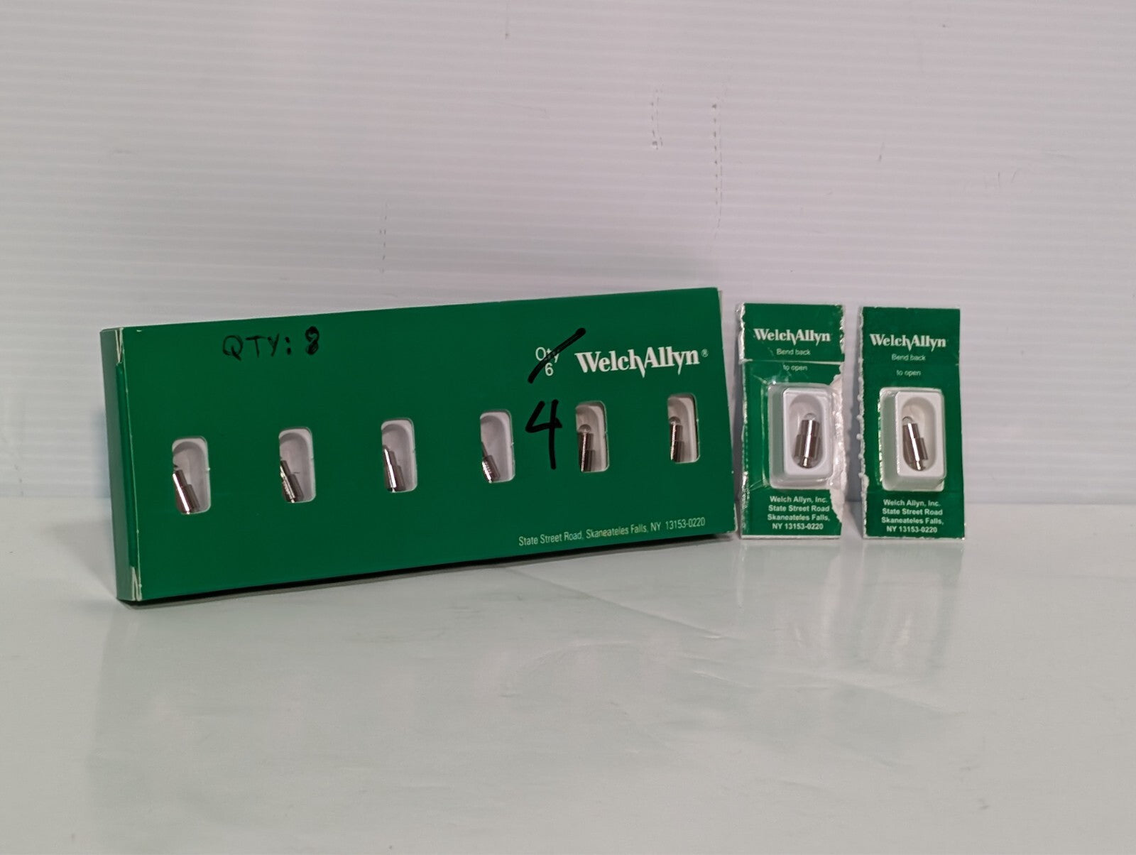 8 pcs Welch Allyn 06500-U6 Genuine OEM Replacement 3.5v Halogen Lamp