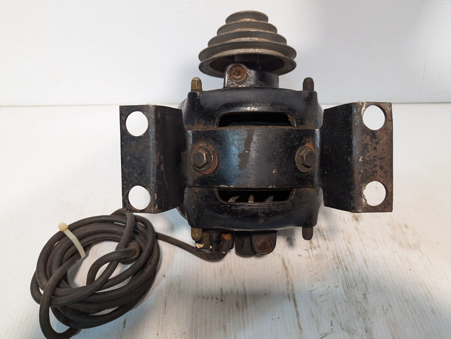 Vintage General Electric 5KSA47C3 Motor 0.25HP 110V 1725RPM - Free Shipping