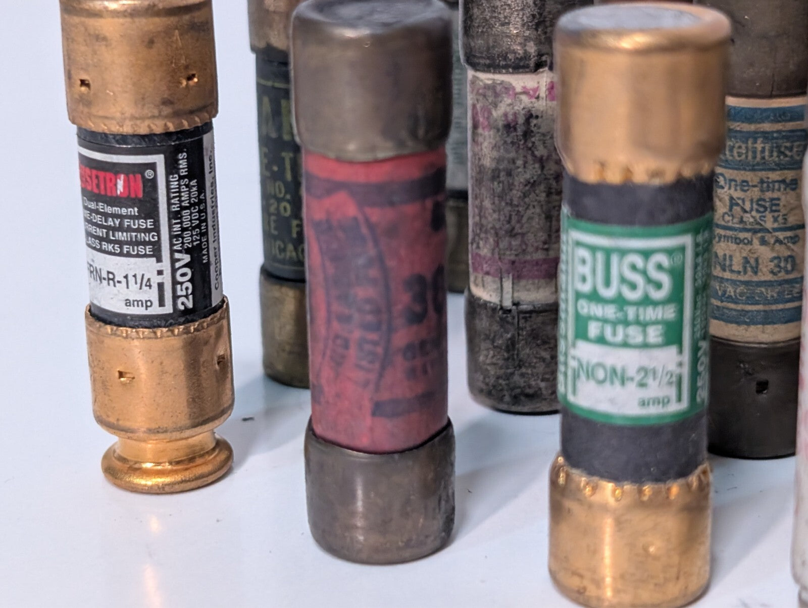 155 Assorted Fuses, Various Brands and Amps, Includes 5 FRN-R-5