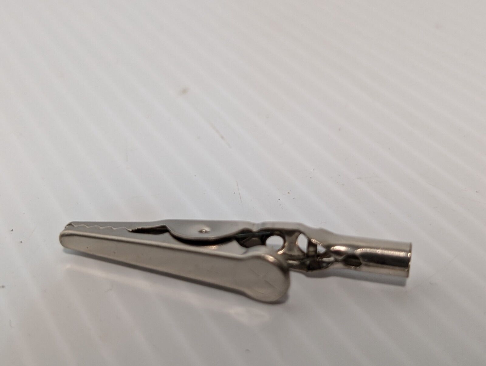 84 Pieces. Test Clips Alligator Sz Standard Screw/Solder/Banana Plug  -Free Ship