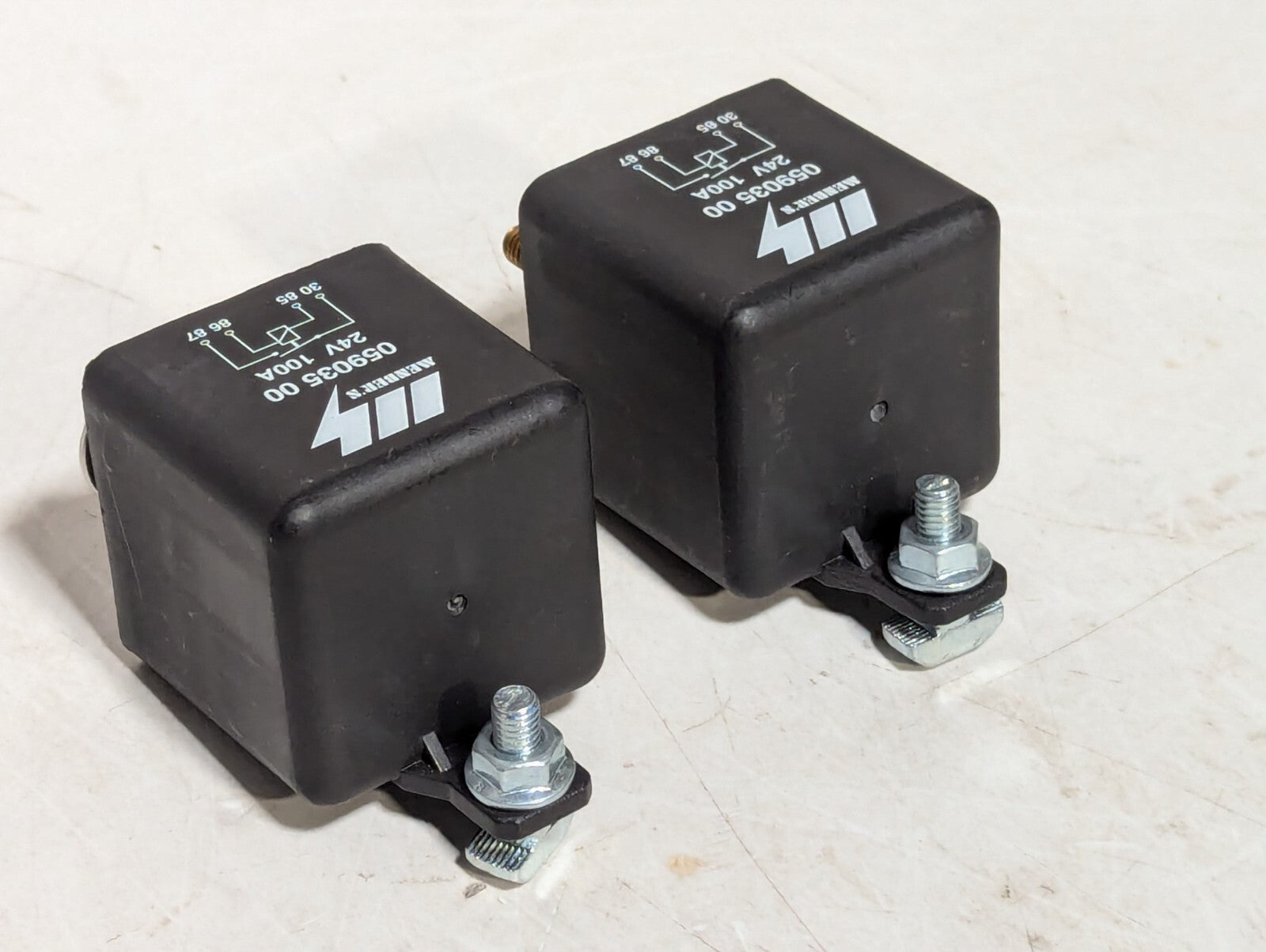 1 Pcs NEW Menbers 059035 00 Relay, Non-Latching 24VDC 100A IP67 Stud