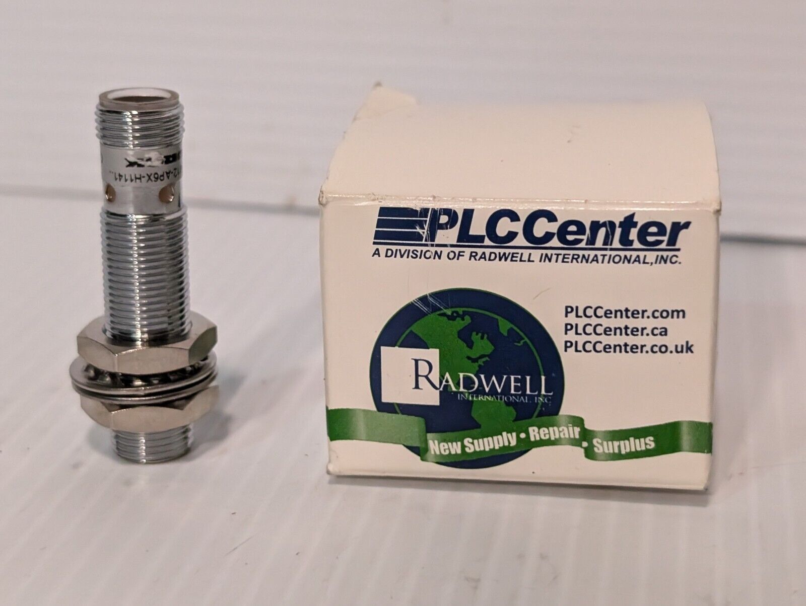 Turck BI2-M12-AP6X-H1141 Inductive Proximity Sensor in Radwell box