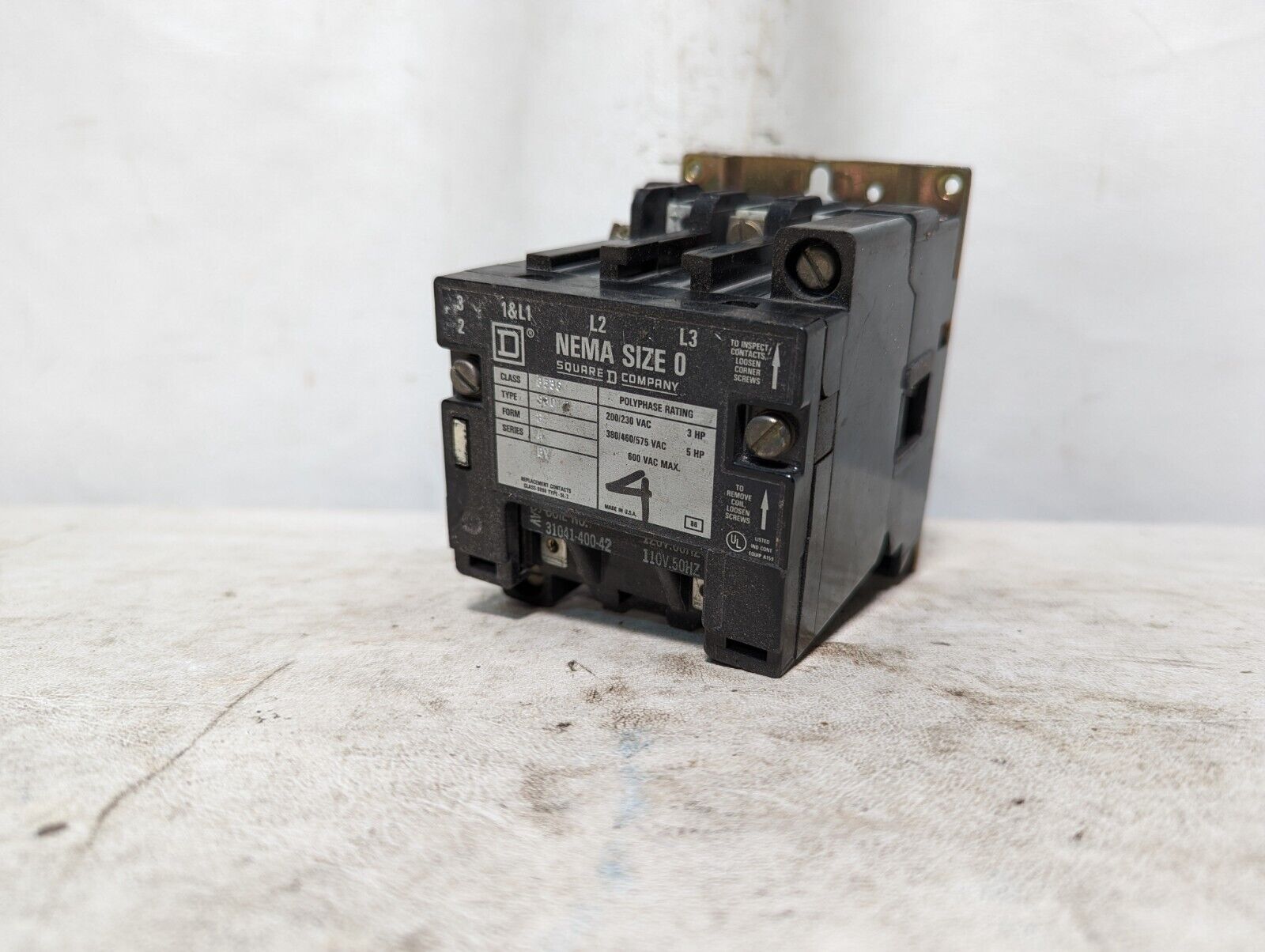 Square D 85360SBO contactor, NEMA size 0, with 110/120VAC coil