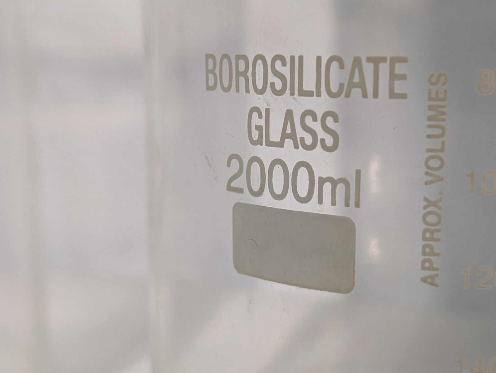 2000mL Borosilicate Glass Low Form Dual Scale Beakers