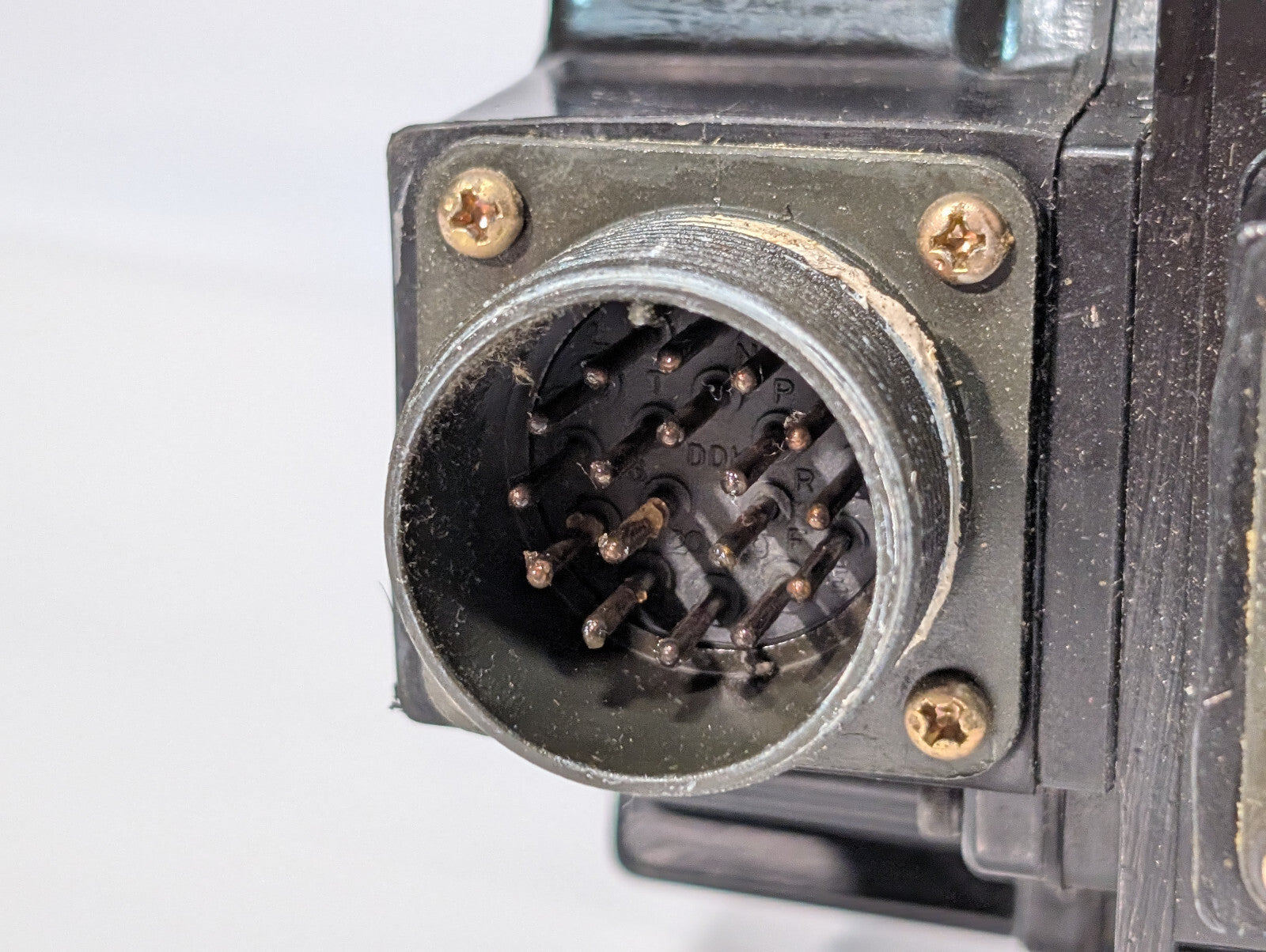 Yaskawa Electric SGMG-13A2AB AC Servo Motor W1300 N.M 8.34, A10.7, 1500RPM, 9803