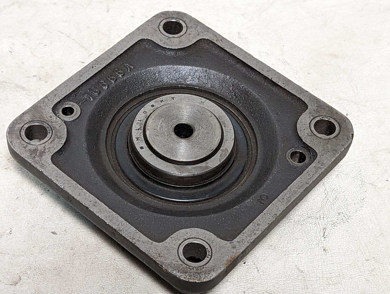 Fafnir 16666A 4-bolt flange bearing SM1108KT with Fafnir G1108XRRB insert