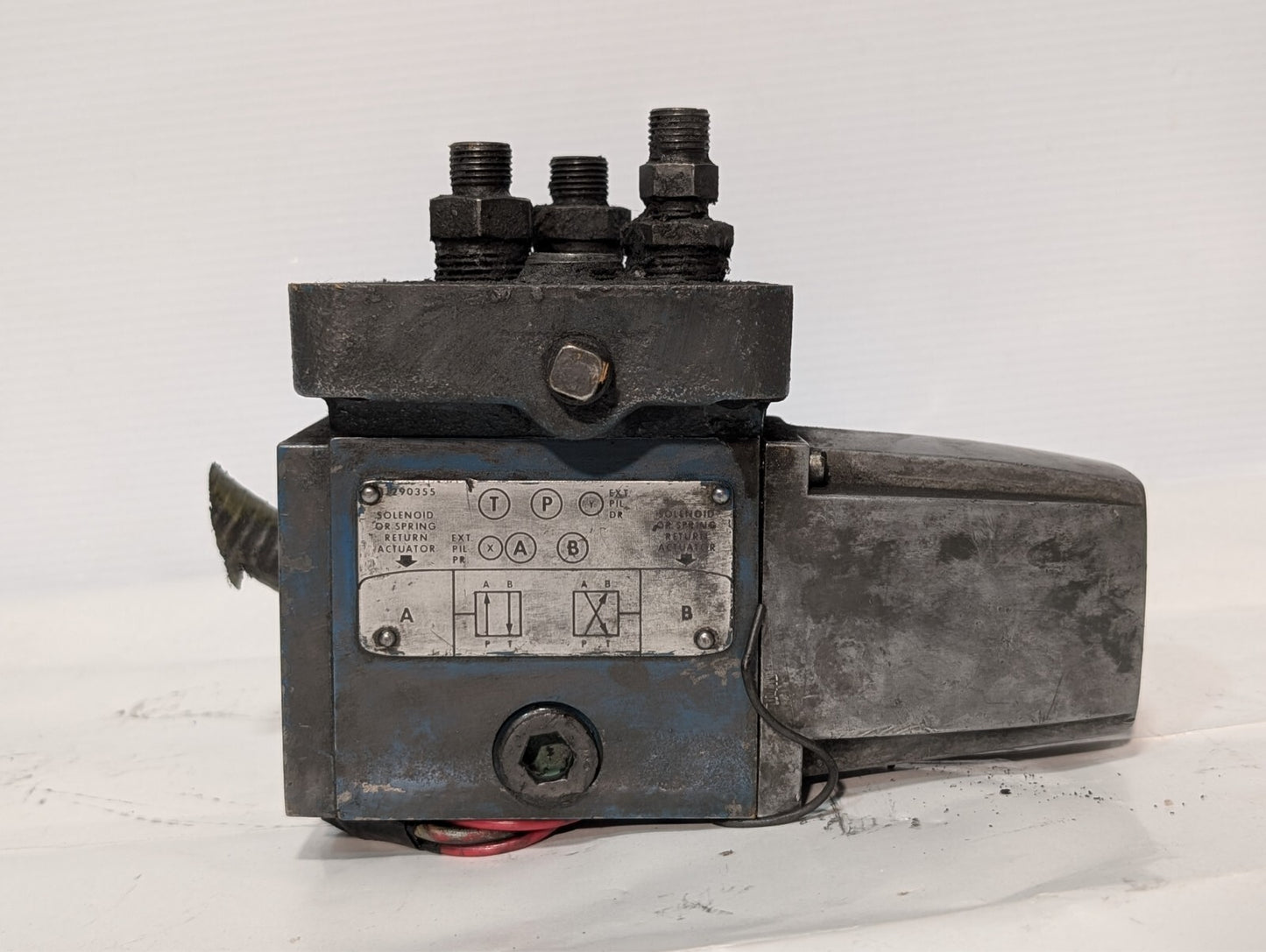 Vickers 281291 Industrial Control System, 316011 Solenoid Valve Coil