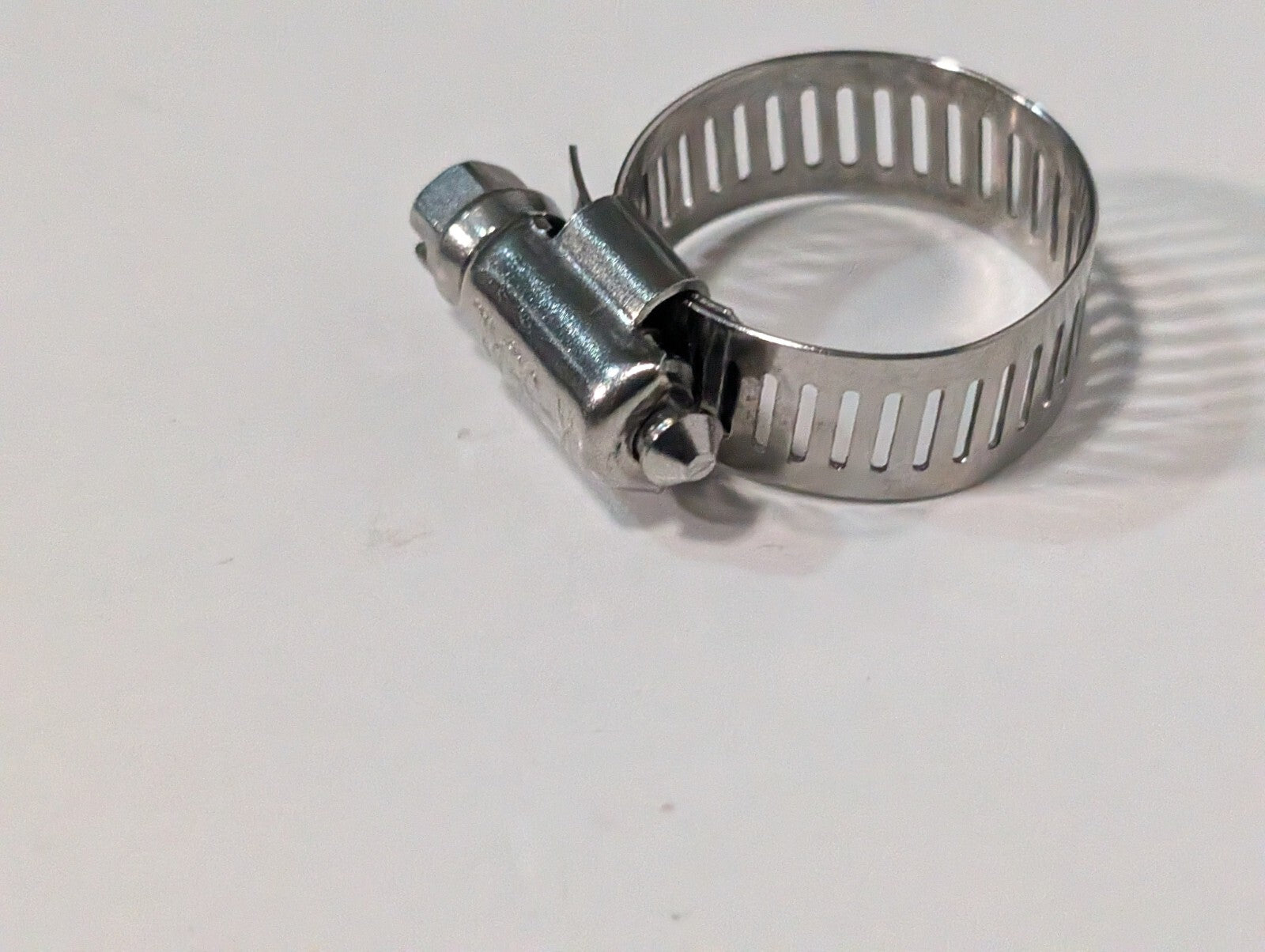 (185) No. 10 Stainless Steel Worm Drive Hose Clamp, 27-14mm, 1-1/16 to 9/16 in