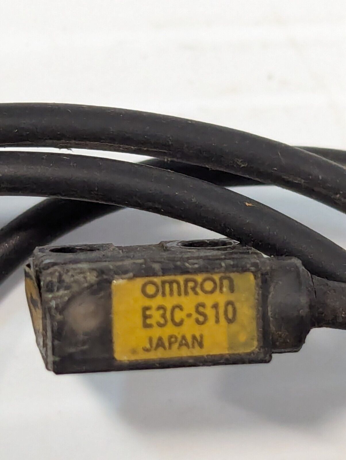 Lot of 3 Omron E3C-S10 Photoelectric Sensors - Free Shipping