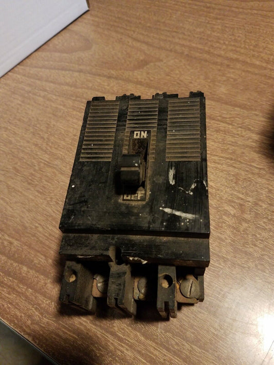 Square D 992315, 15A, 3-Pole, 120/240 VAC Circuit Breaker