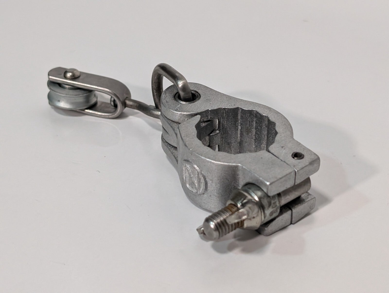 Zimmer Orthopedics Frame Cross Clamp with Pulley for Traction and Support