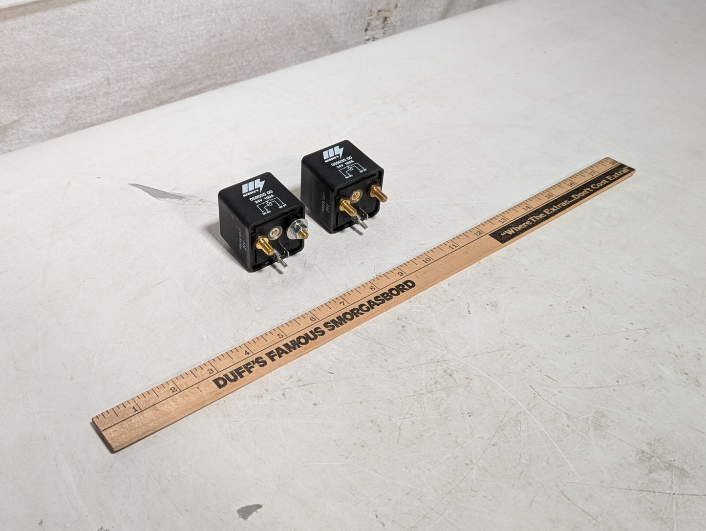 1 Pcs NEW Menbers 059035 00 Relay, Non-Latching 24VDC 100A IP67 Stud