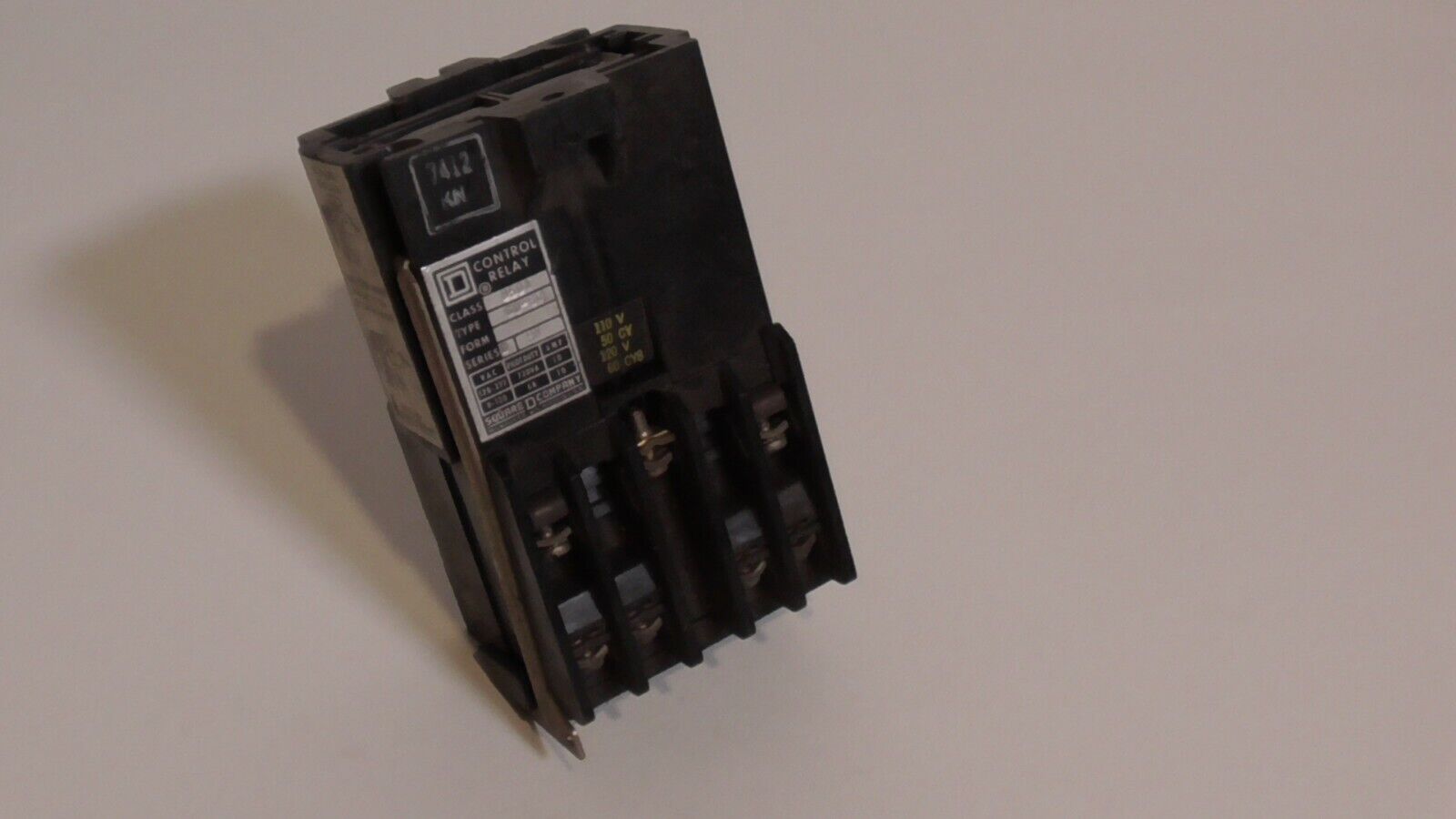 Square D 8501-G0-60 Ser. B Control Relay w/ coil 31021-400-59A or -60A, 110-120V