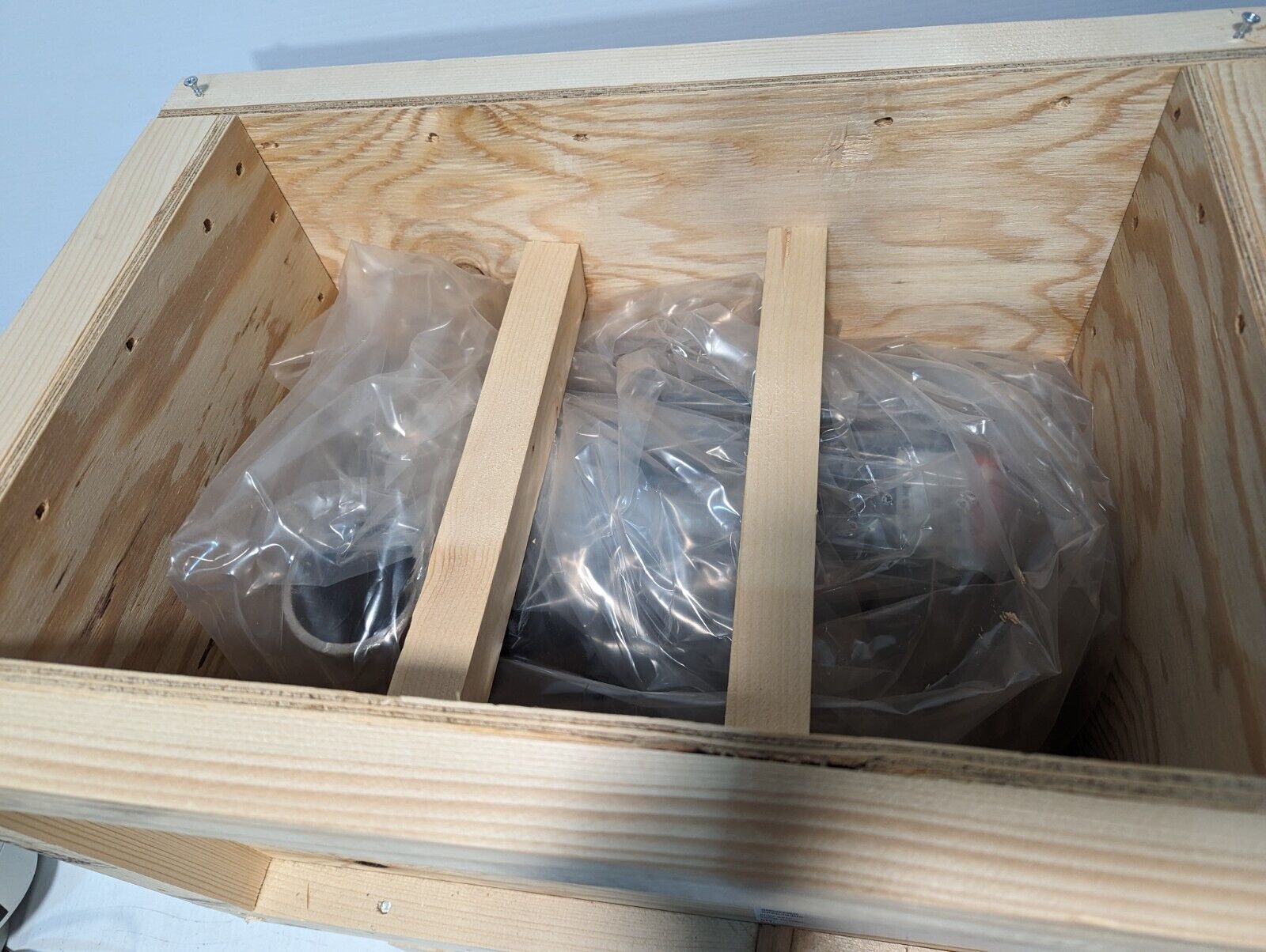 Getinge 502040400 circulator pump, 380-420VAC, 50Hz in original shipping crate