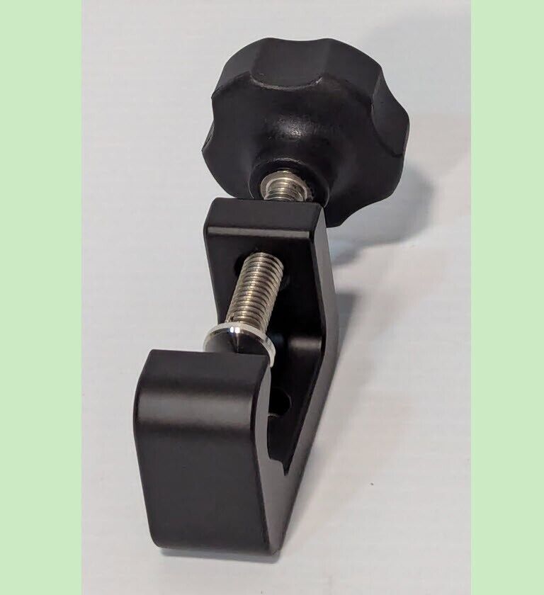 CareFusion 147124-100 Pole Clamp Assembly - Free Shipping