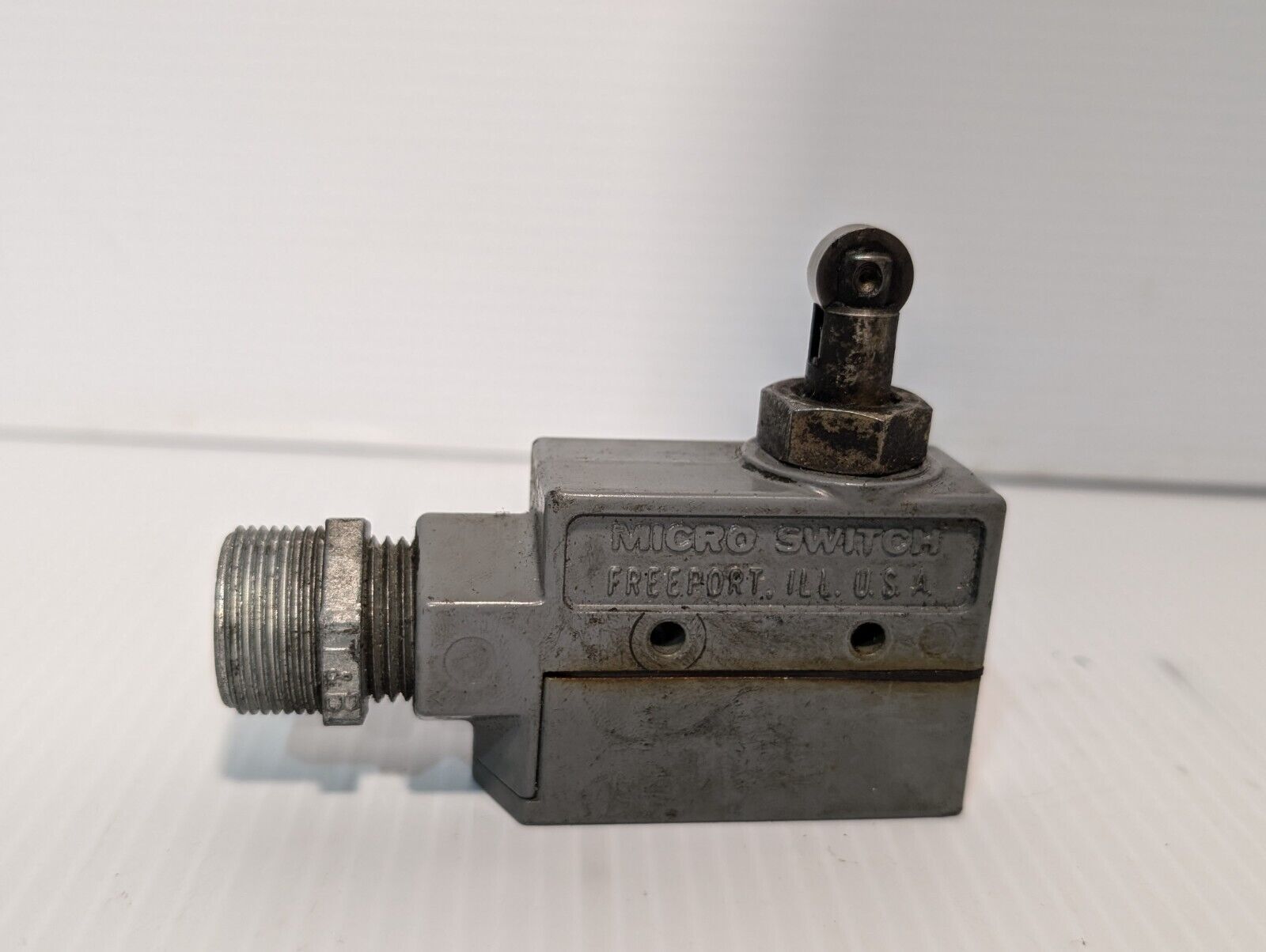 Yamatake Honeywell BZE6-2B06 Micro Switch/Limit Switch