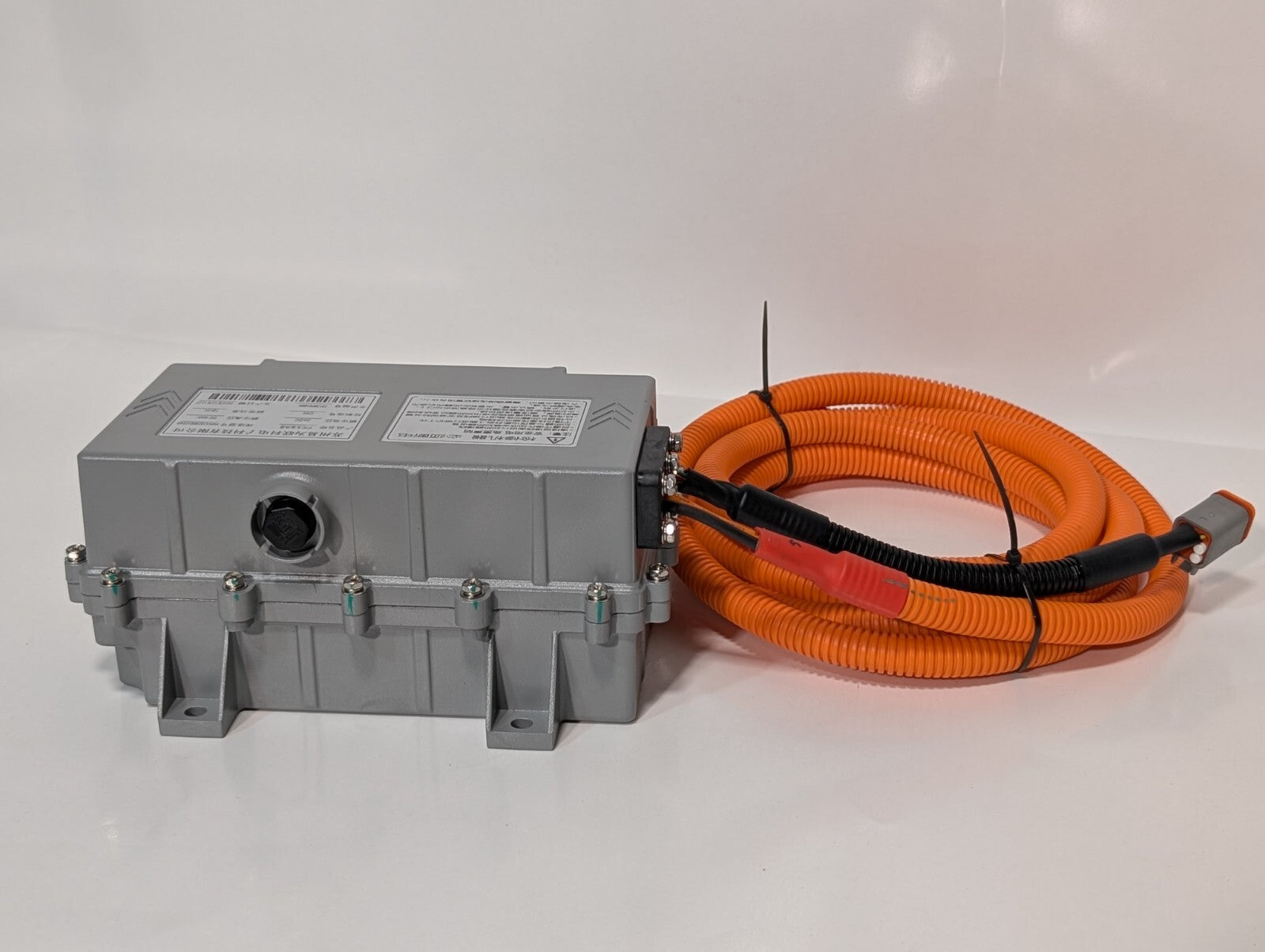 Suzhou Yiwei Lianke HVH-K1020001CD80 PTC Water Heater For Electric Vehicles 10kw