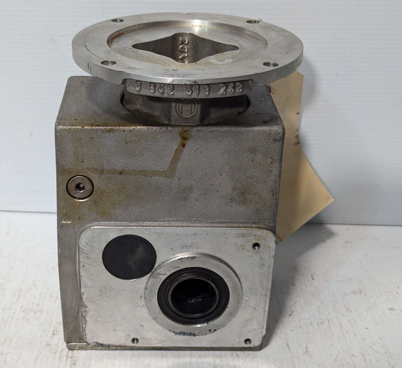 Bosch 3-842-519-115 Gear Box, 1700rpm, 5.7Nm -Made in Germany- Free Shipping