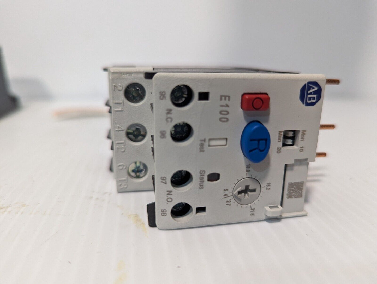 Allen-Bradley E100, 193-1EEEB overload relay, class 10/20, manual/auto-manual