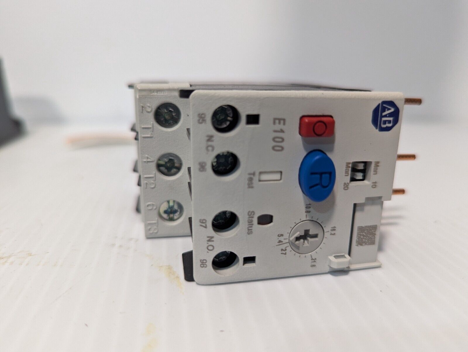 Allen-Bradley E100, 193-1EEEB overload relay, class 10/20, manual/auto-manual
