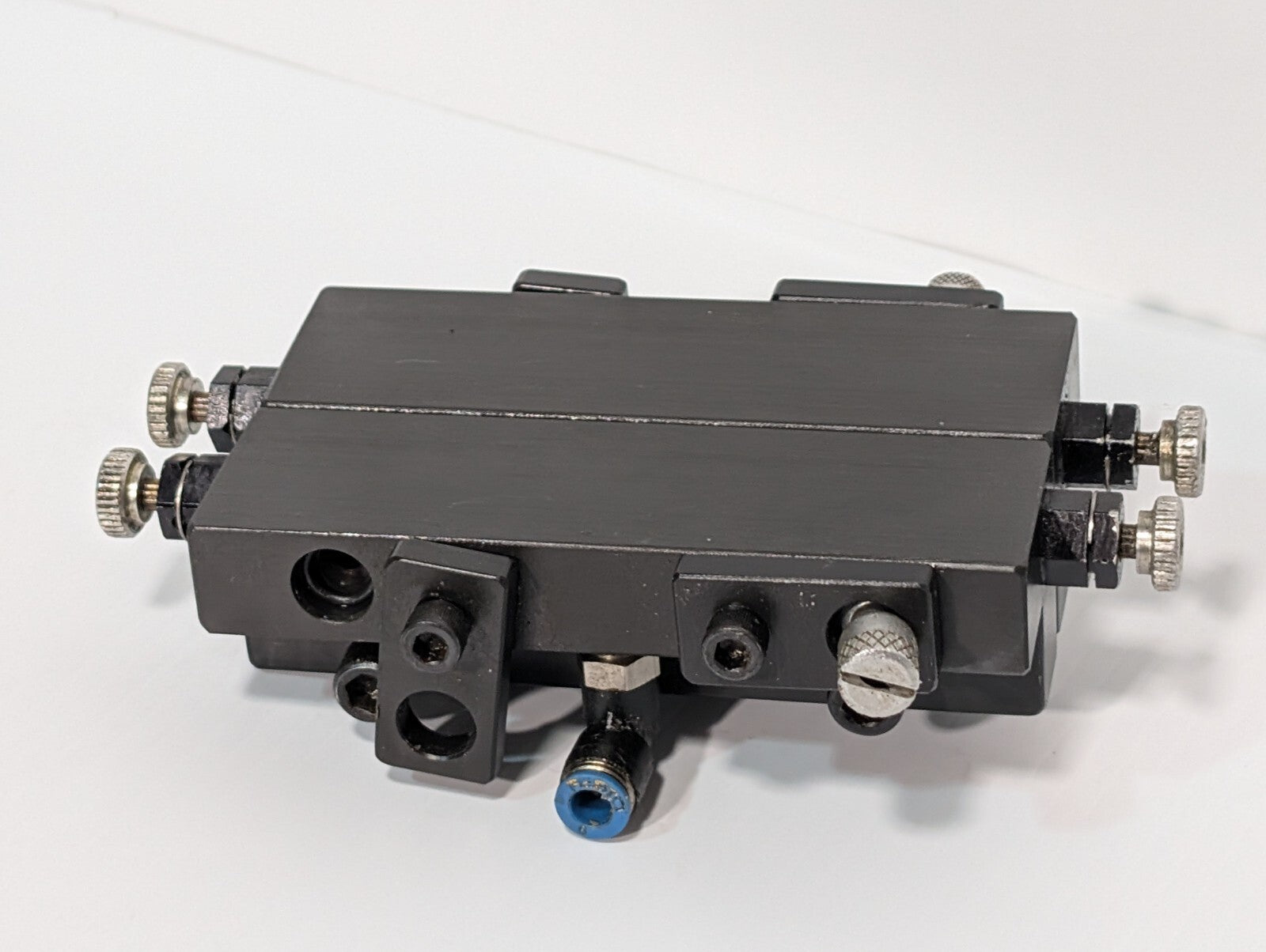 Solenoid Manifold Valve, 6.5", unlabeled and no markings