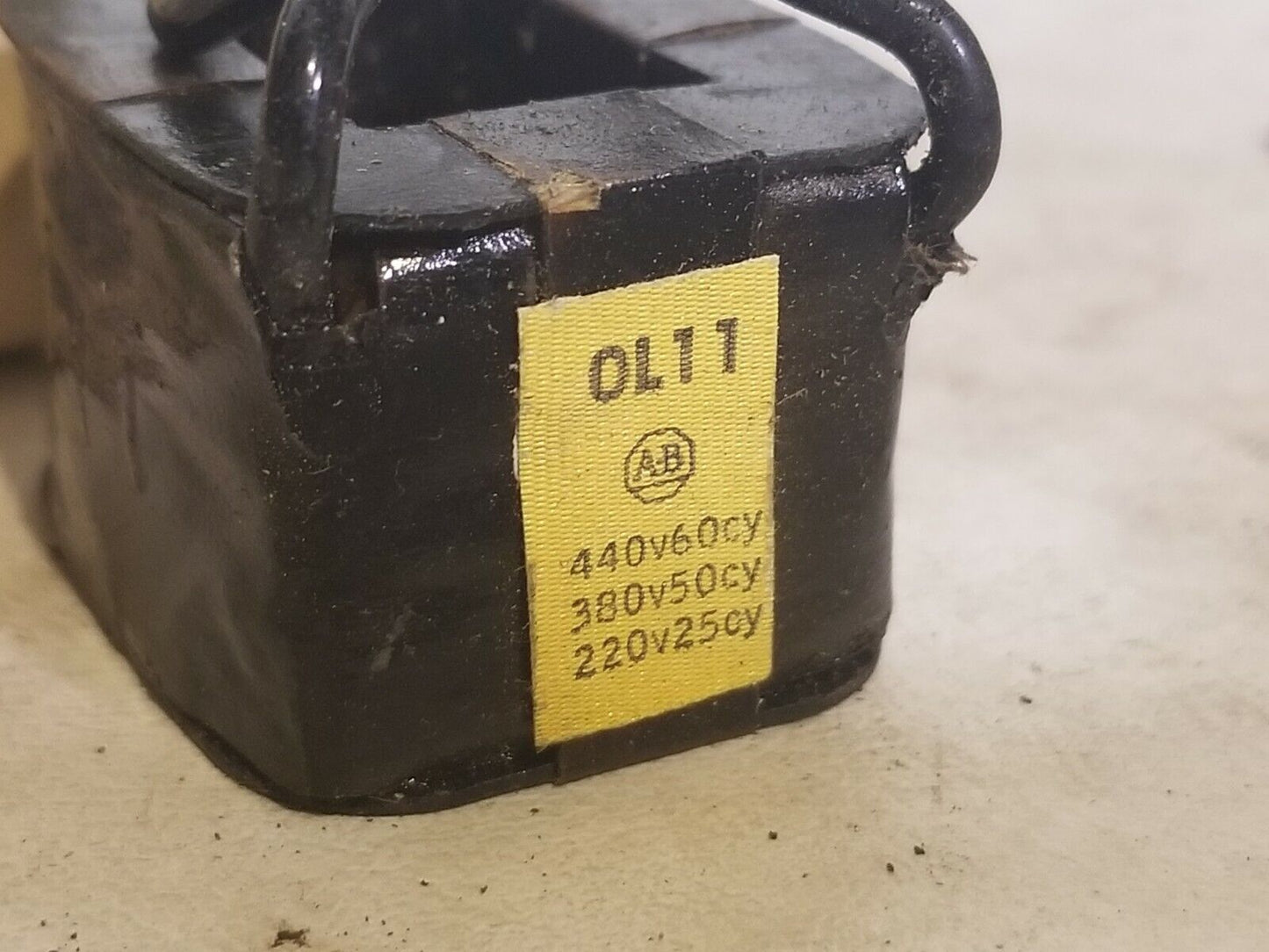 Allen Bradley 0L11 Coil 220V 25Cy / 380V 50Cy / 440V 60Cy