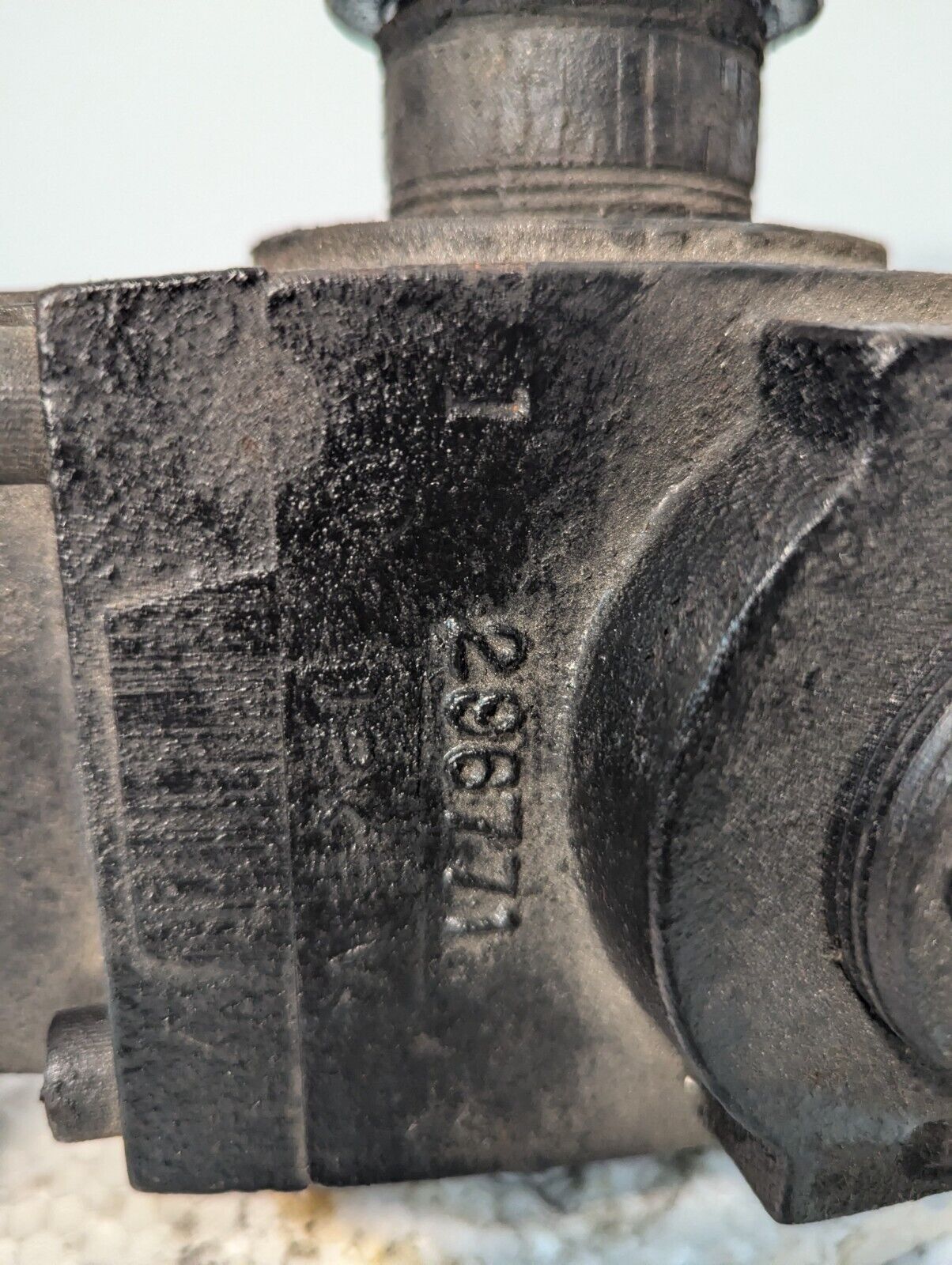 Vickers RT 12 B3 30 pressure control valve, 250-1000PSI range - Free Shipping