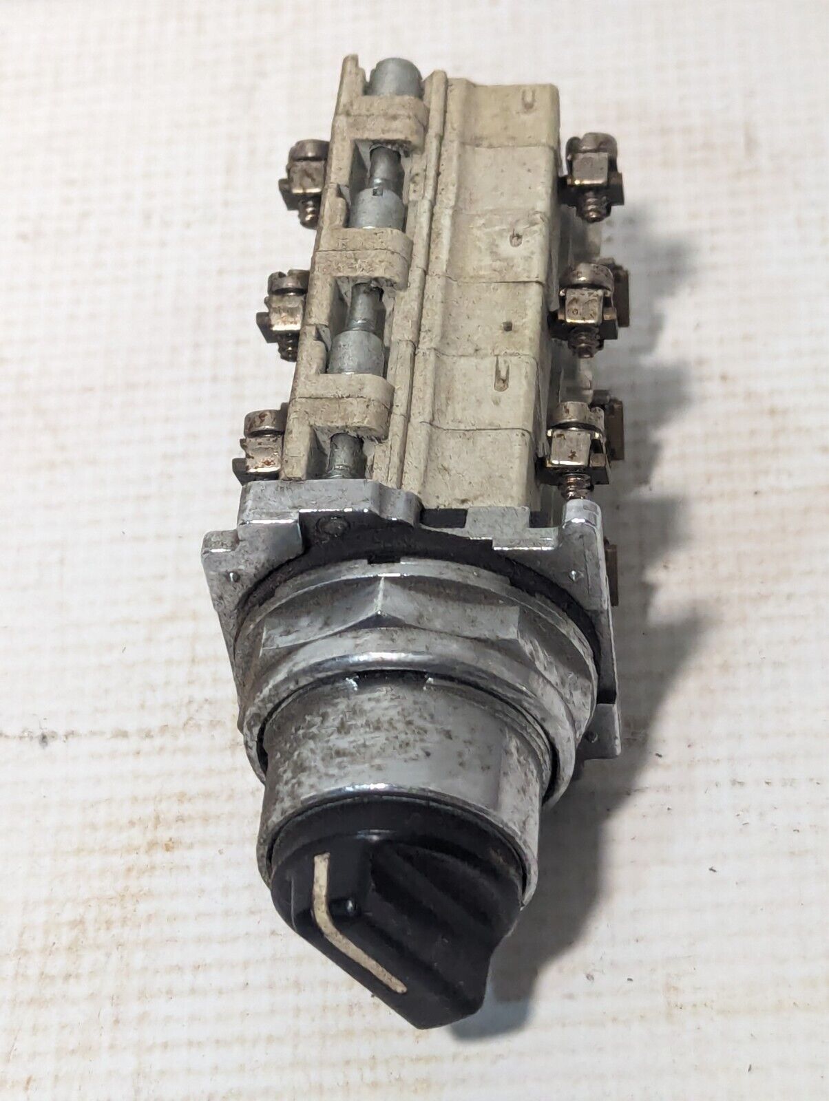 Cutler-Hammer 10250T/91000T Selector Switch (Black), 2 Position - Free Shipping