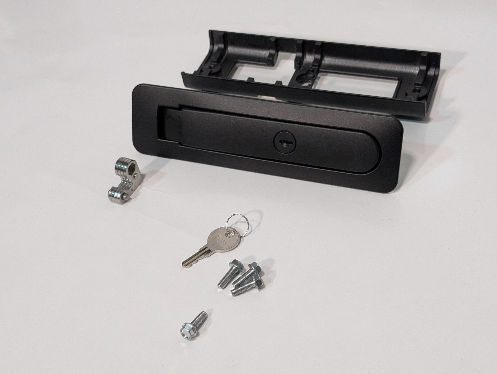 Southco M3-40-100-10 Multi-Point Compression Latch Actuator Key Lock, Zinc Alloy