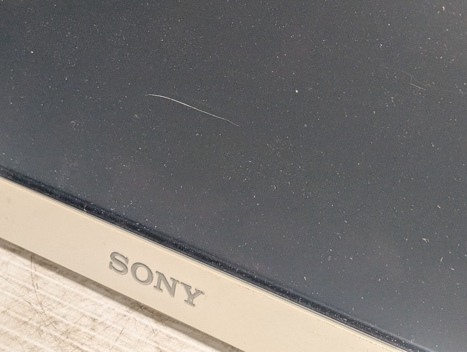 (1) Sony LMD-2450MD LCD Medical Display Monitor