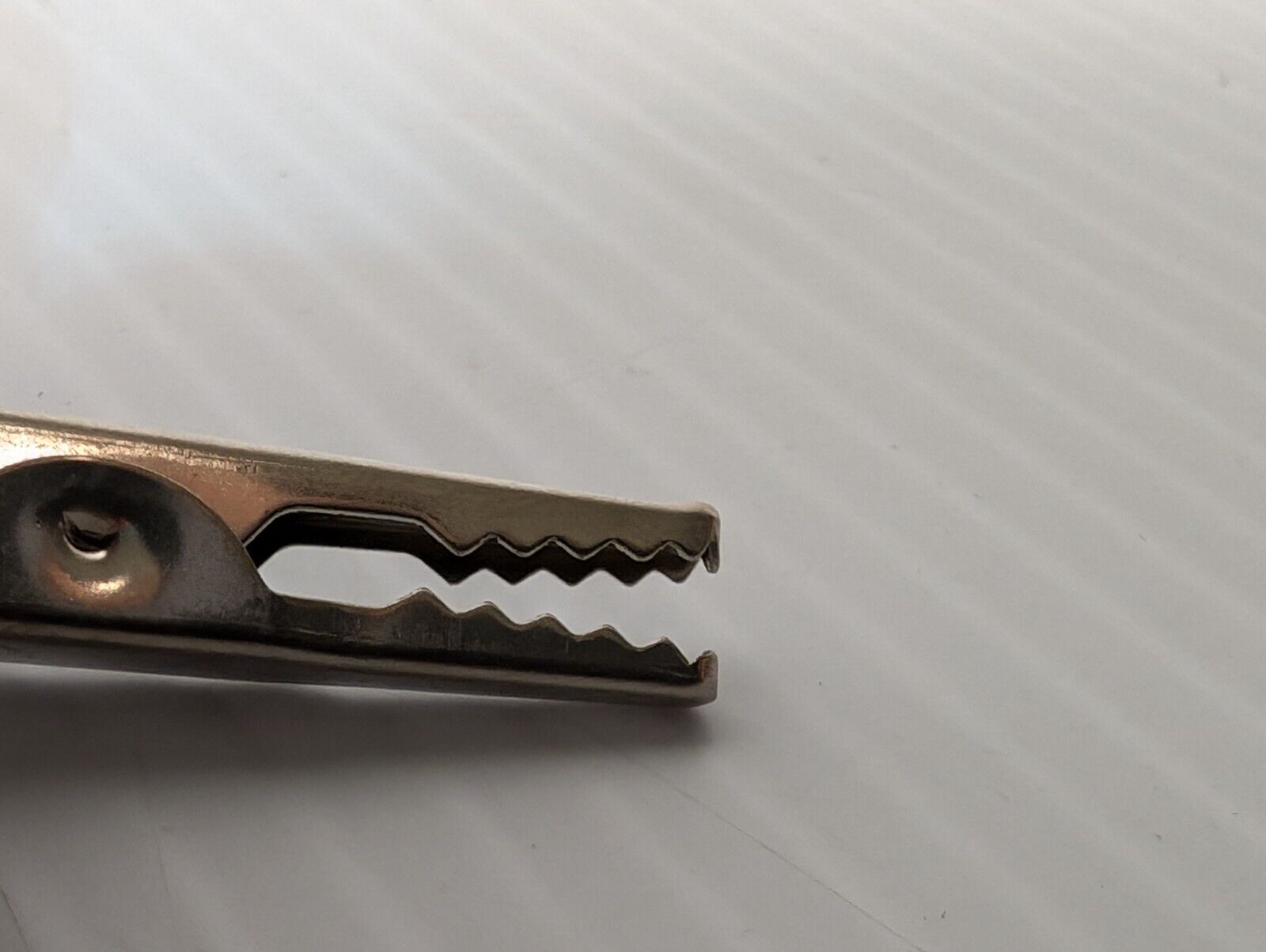 84 Pieces. Test Clips Alligator Sz Standard Screw/Solder/Banana Plug  -Free Ship