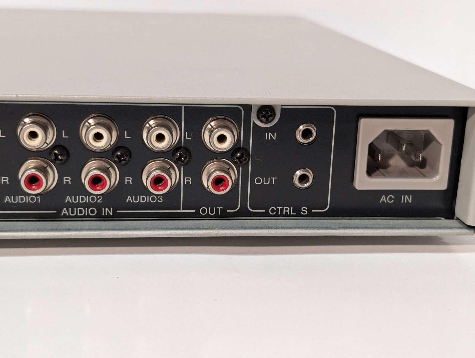 Sony DSC-1024HD Digital Scan Converter, HD 1080i Output, Upward\Downward Conv.