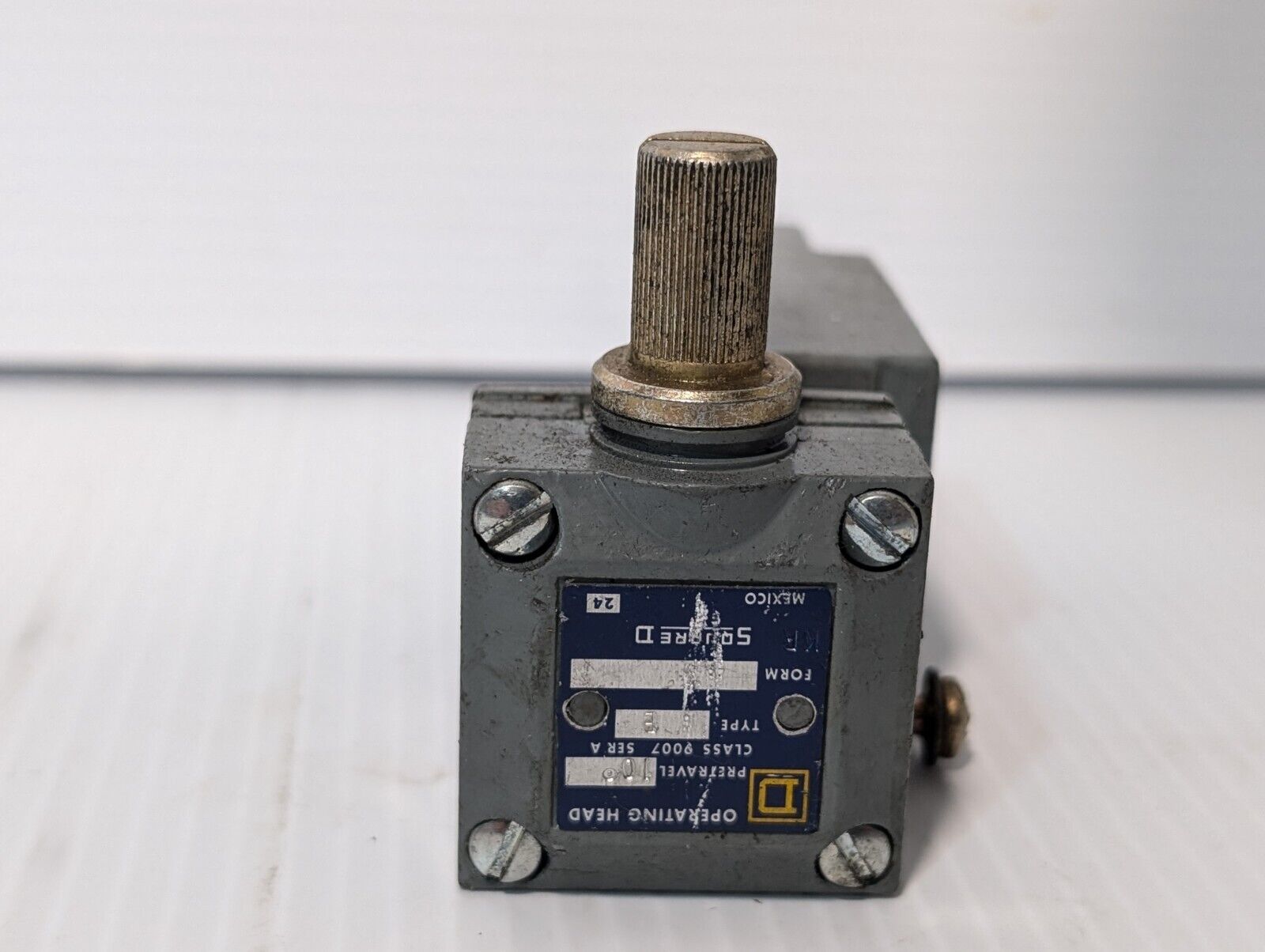 Square D, Class 9007, Ser A. Operating Head Limit Switch, 10 deg