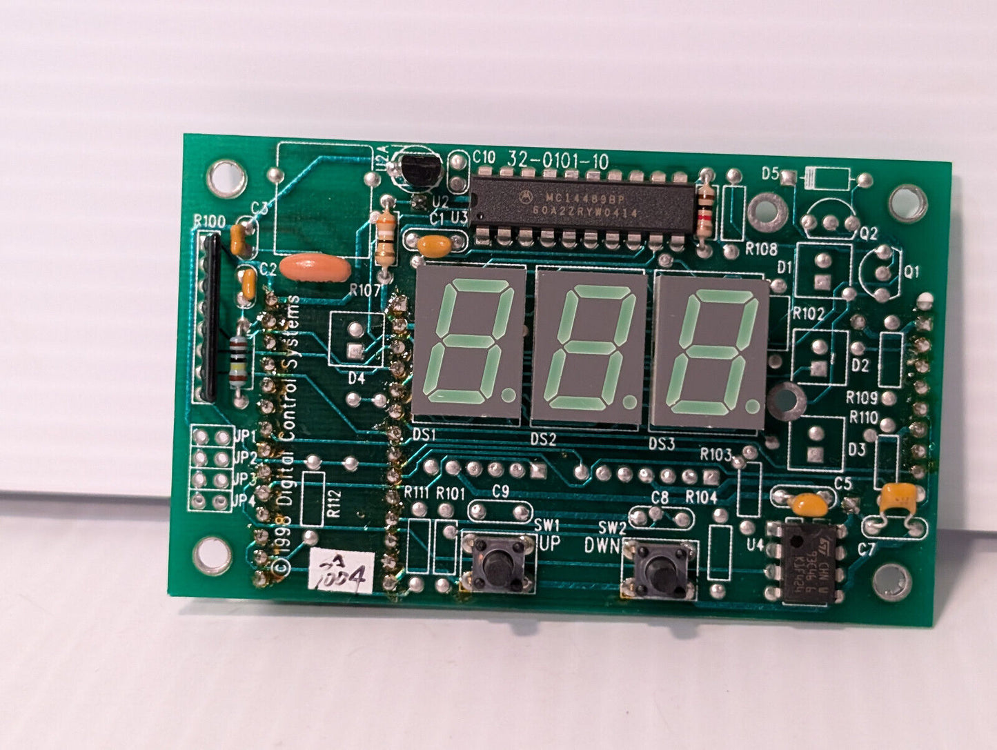 32-0101-10 Oakton Display Board -1998 Digital Control Systems- Numeric LED