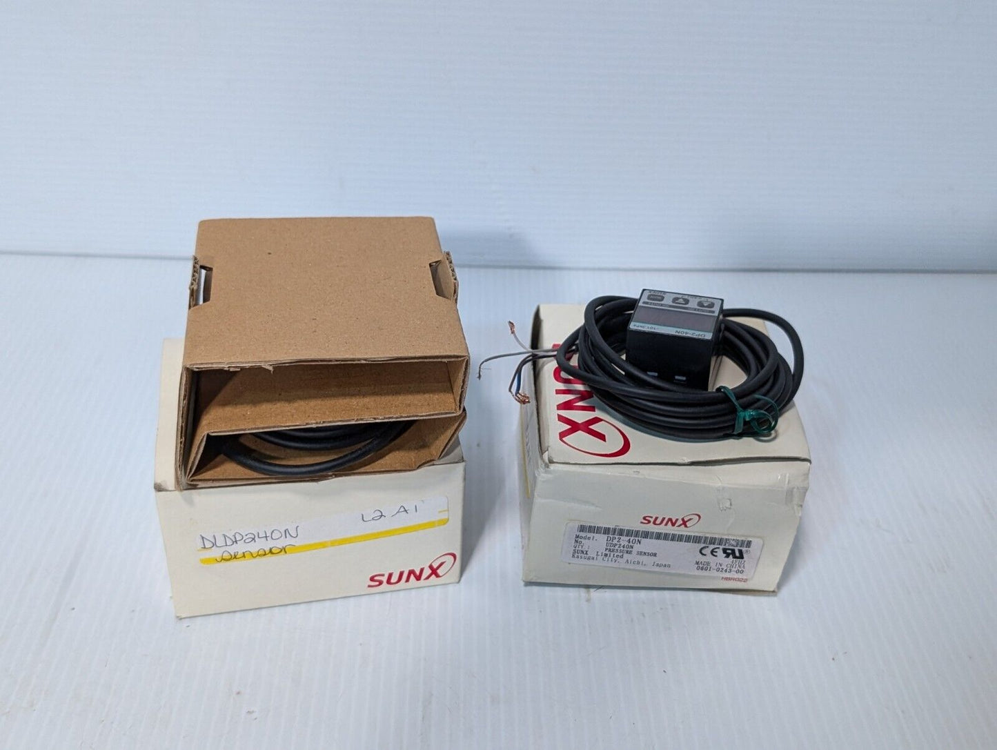 SunX DP2-40N Digital Pressure Sensor, LED display, -101.3kPa - Free Shipping