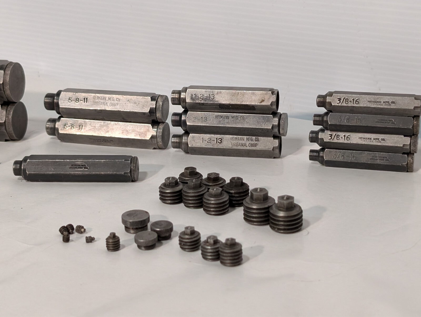 (25) Heimann Transfer Screw Incl. 3/8-16, 1-2-13, 5-8-11, etc. See photos+desc.