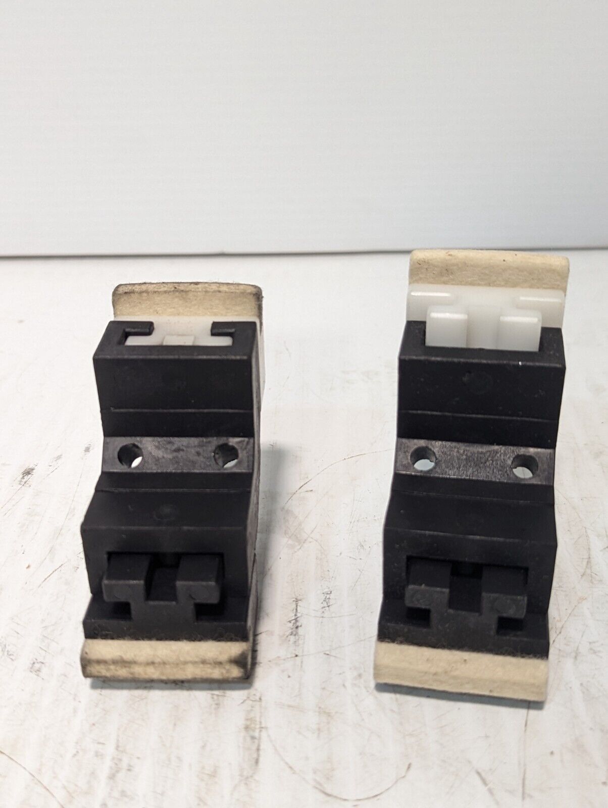 Lot of 2  D46351-1 HS Sensors - Free Shipping