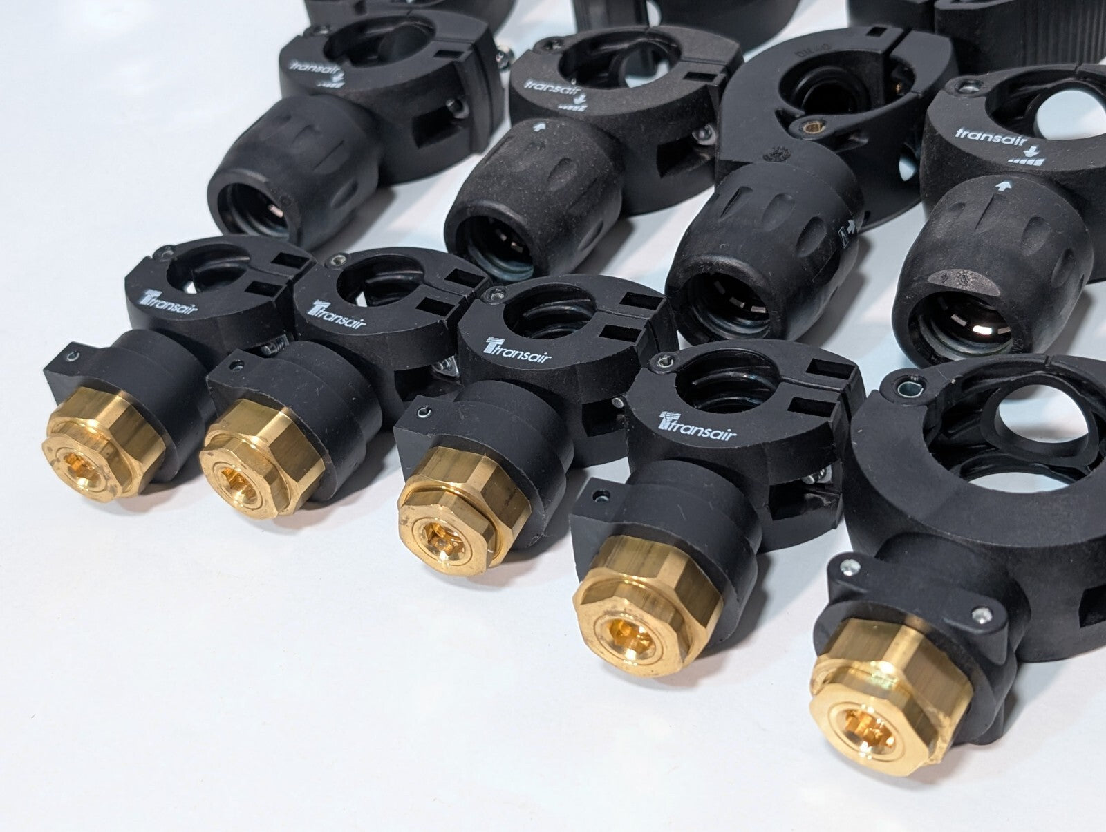 (80) Connectors for Pneumatic Aluminum Tubes Airnet Pipe Clamps Transair Outlets