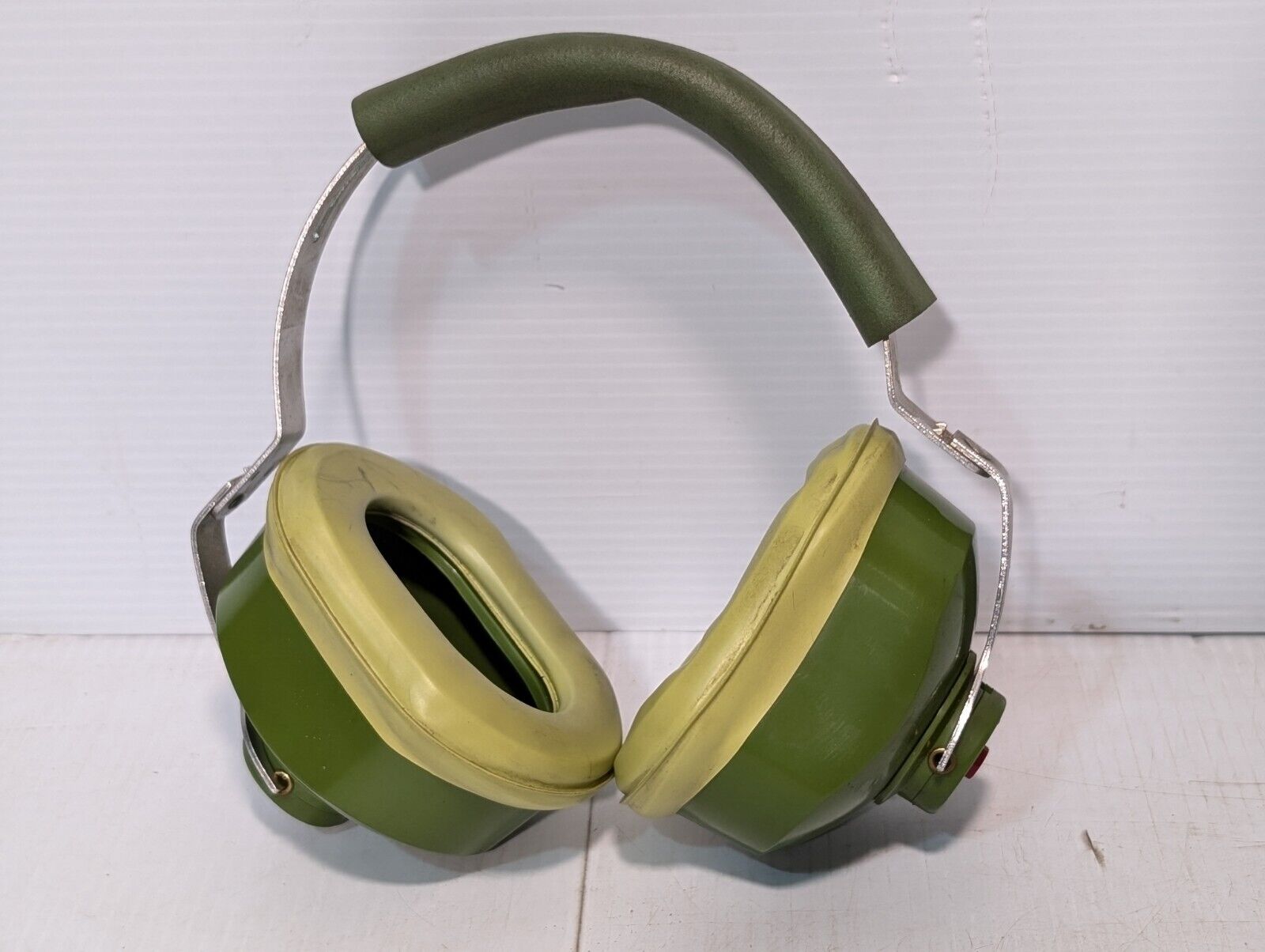 Sellstrom Vintage Ear Defender Ear Muffs - Free Shipping