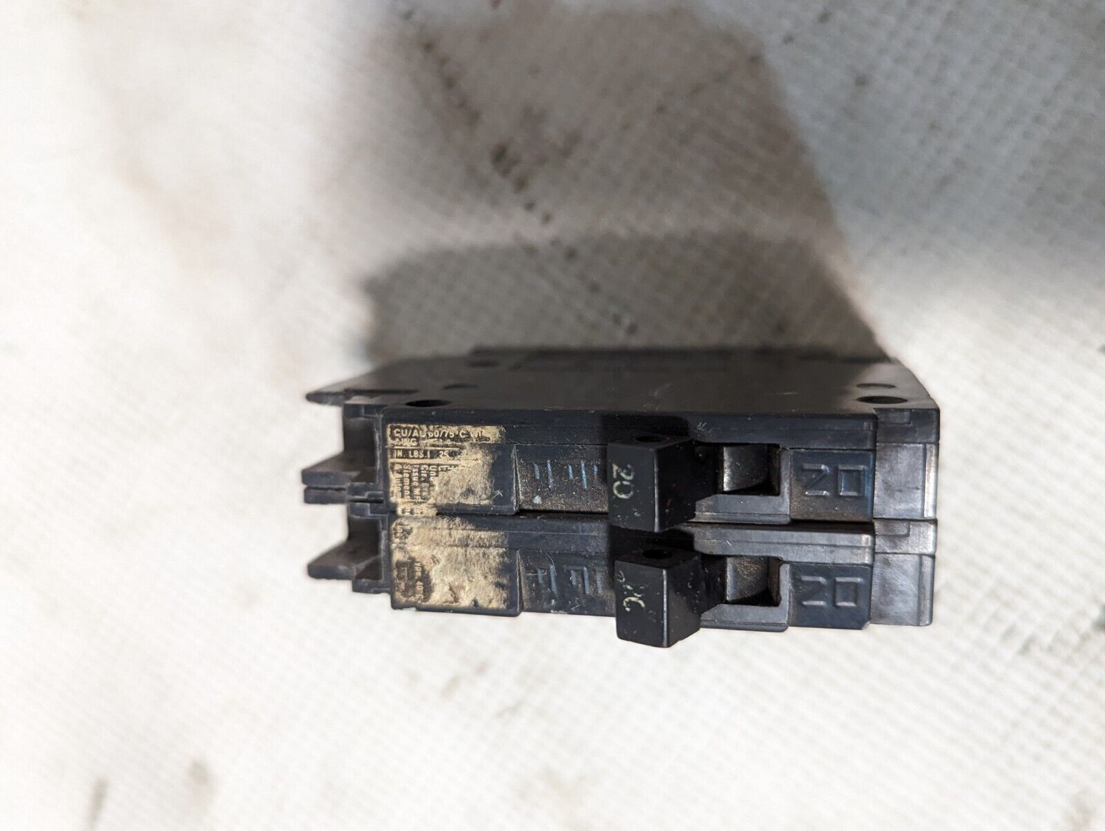Siemens (ITE) Q2020 Circuit Breaker, Tandem, 2-Pole, 20a, 120vac, Type QT