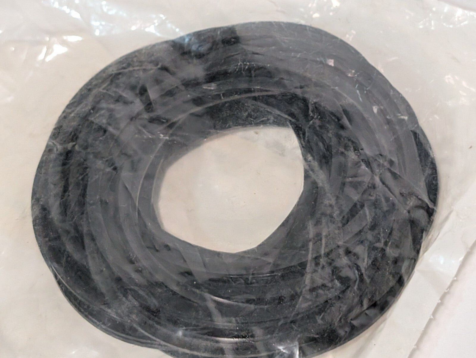 1 Package MC231BU9 Nitrile Rubber O-Rings, ID 2.625" x OD 2.875" x Width 0.125"