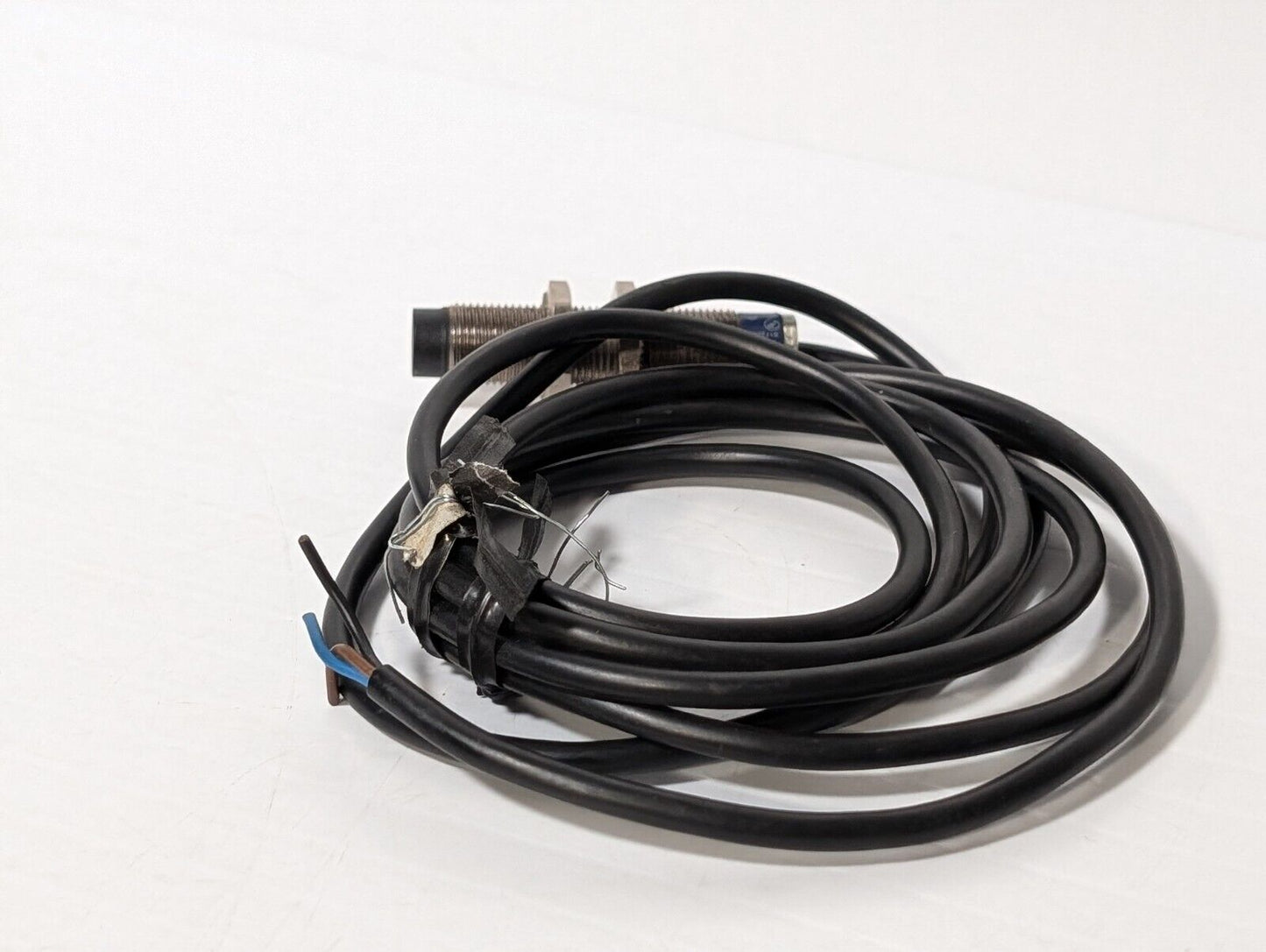 Telemecanique by Schneider XS2M12PA370D Inductive Proximity Sensor Switch