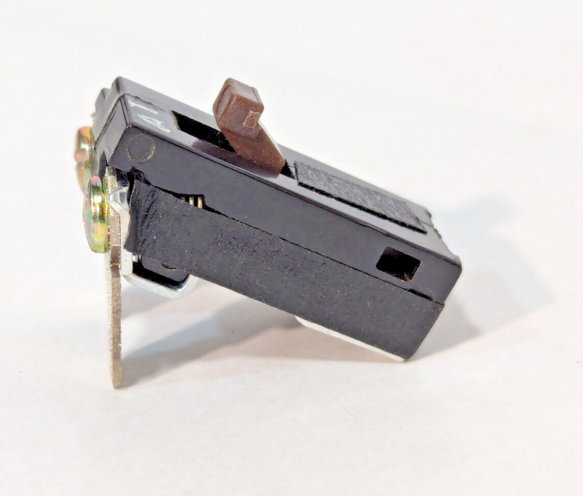 Square D Class 9999 Type R-23 Electrical Interlock N.C. 00537, Slip-On Connector