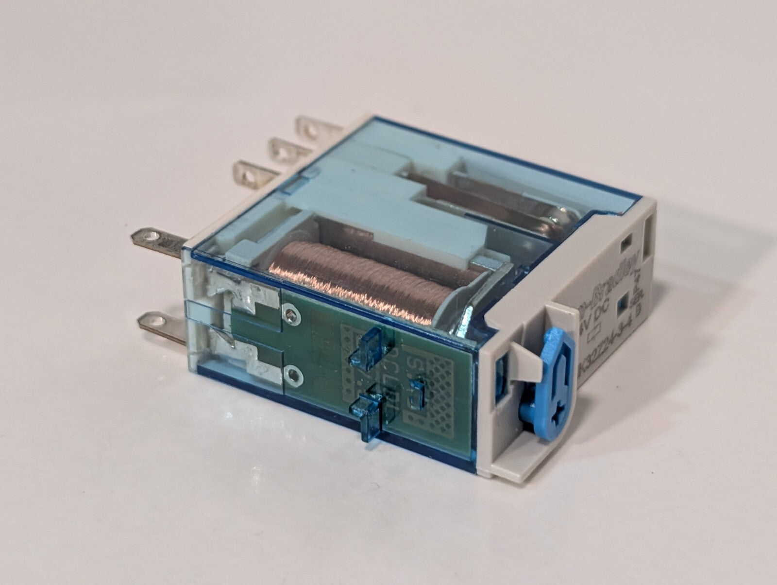 [6] Allen-Bradley 700-HK32Z24 Relay 24VDC