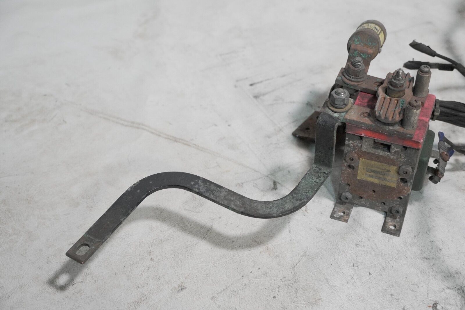 Caterpillar 358834 forklift control parts