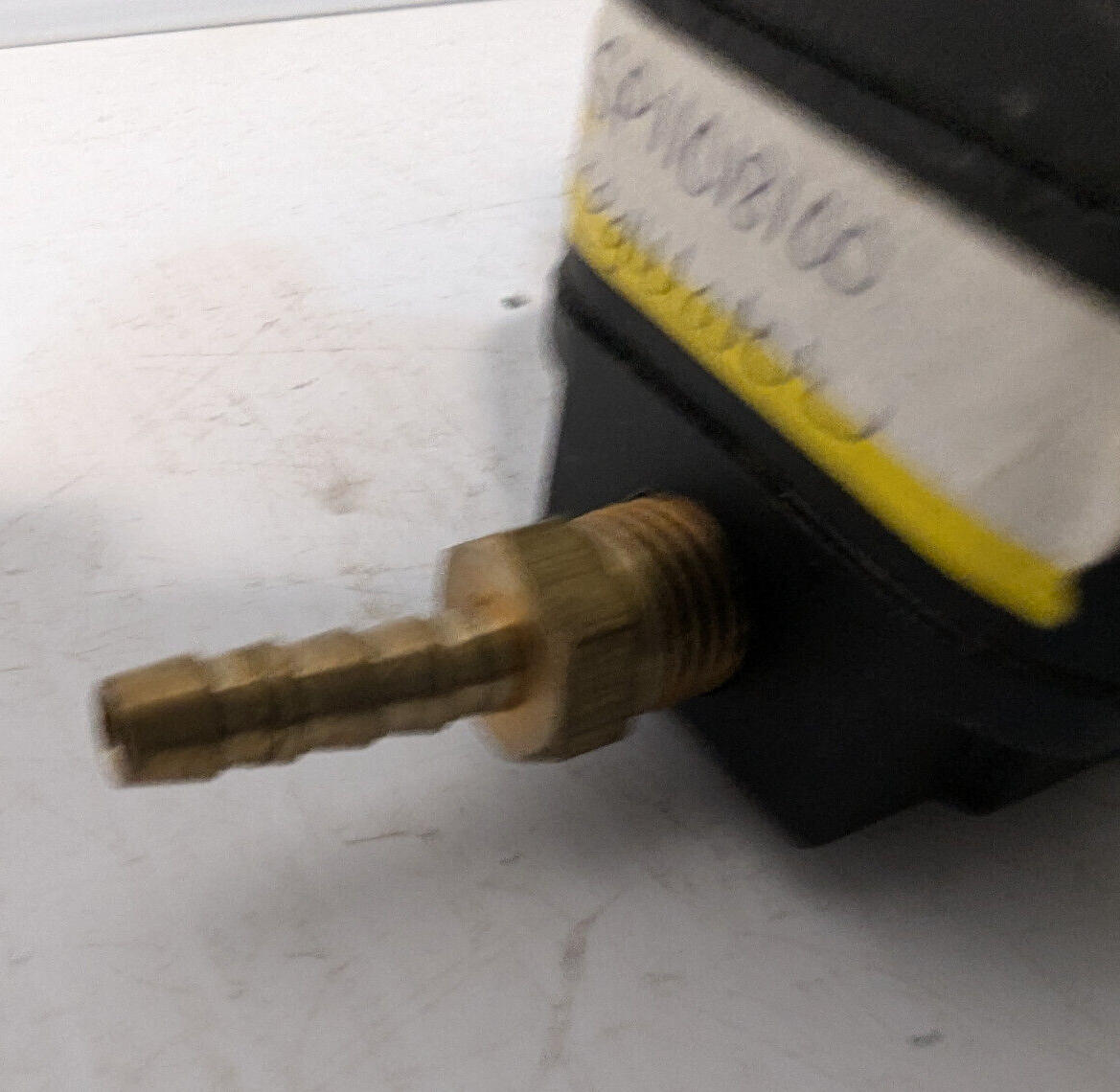 Norgren 11-018-100 Pneumatic /Air Pressure Regulator 150 PSIG Max, Free Shipping