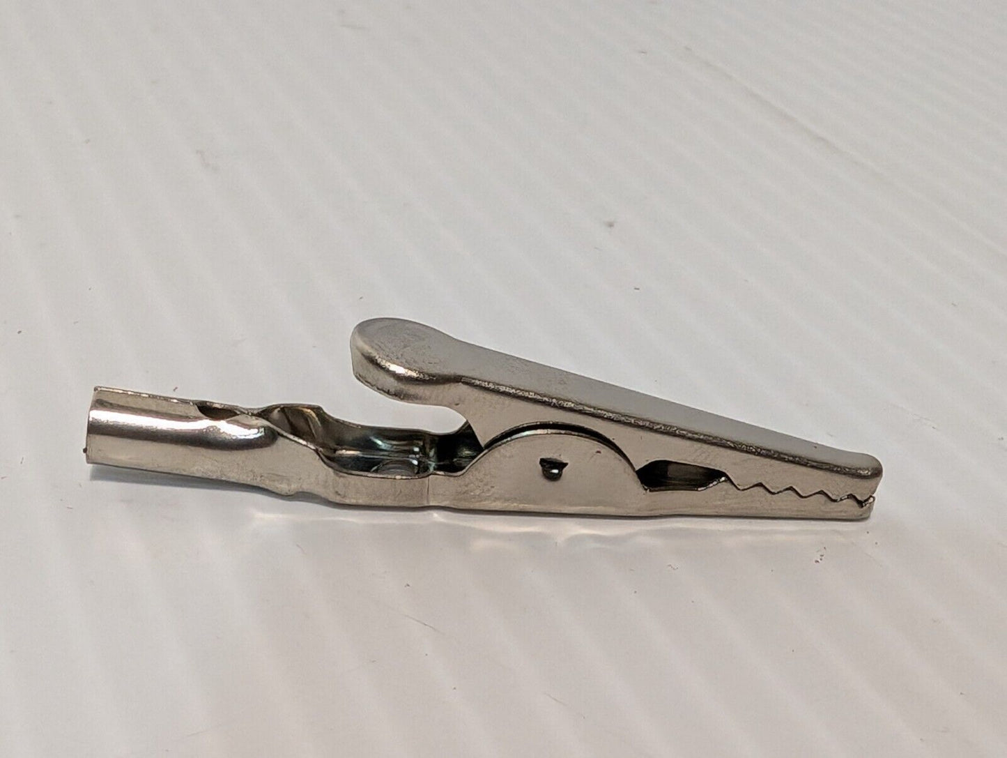 84 Pieces. Test Clips Alligator Sz Standard Screw/Solder/Banana Plug  -Free Ship